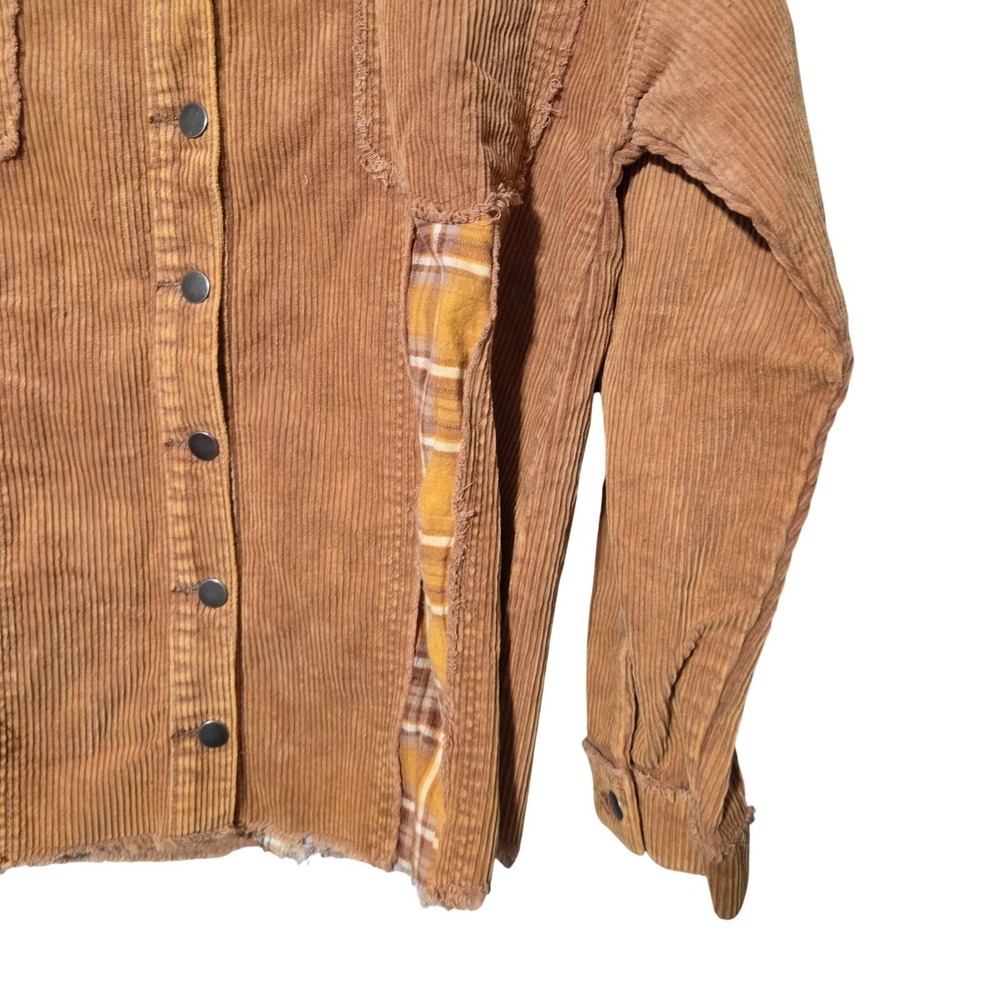 Easel Large Vintage-Inspired Distressed Cottagecore Artsy Boho Patchwork Shacket - Picture 10 of 11